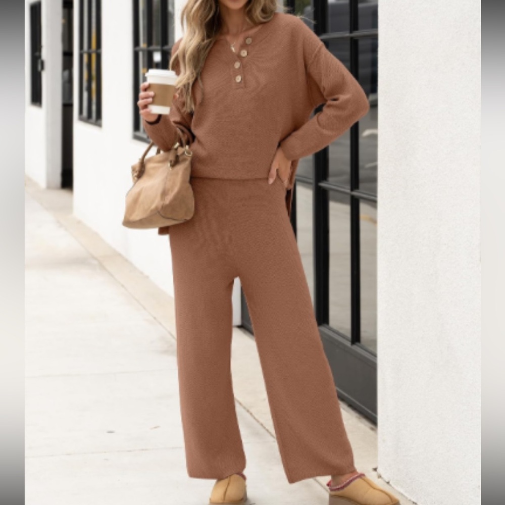 Women's Tan Knit Lounge Set, Travel Set, Airport Matching Set - Picture 6 of 8